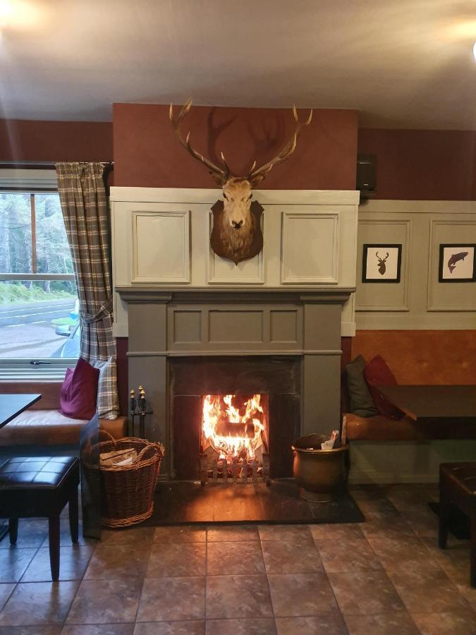 Lochailort Inn Bagian luar foto